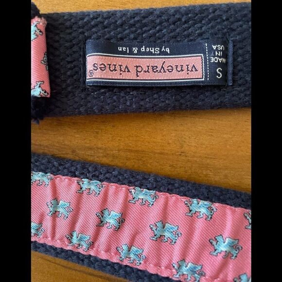 Vineyard Vines women’s belt size small - Picture 2 of 7